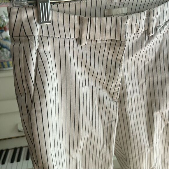H&M White and Black Striped Dress Pants 6 - Picture 11 of 15